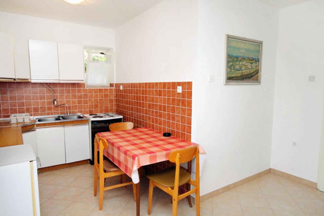 Apartments with a parking space Novi Vinodolski - 5587 Zewnętrze zdjęcie