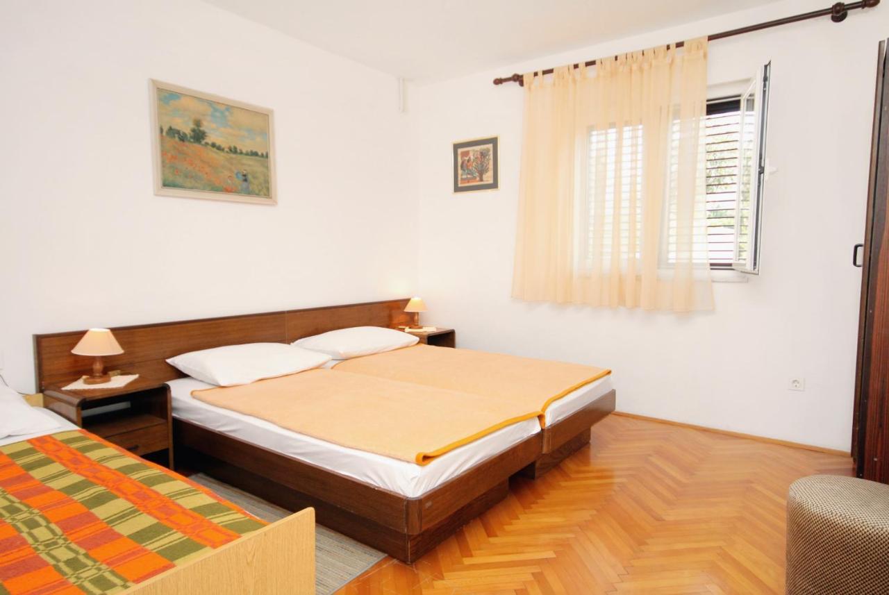 Apartments with a parking space Novi Vinodolski - 5587 Zewnętrze zdjęcie